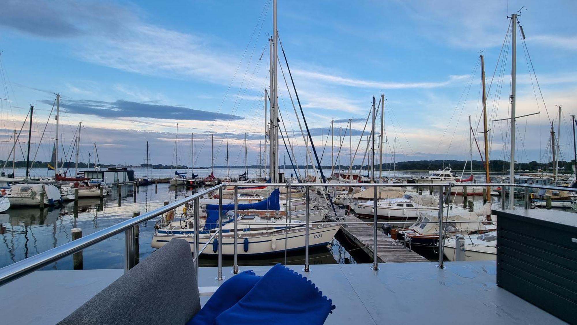 Hausboot Hilja Hotel Slesvig Eksteriør billede